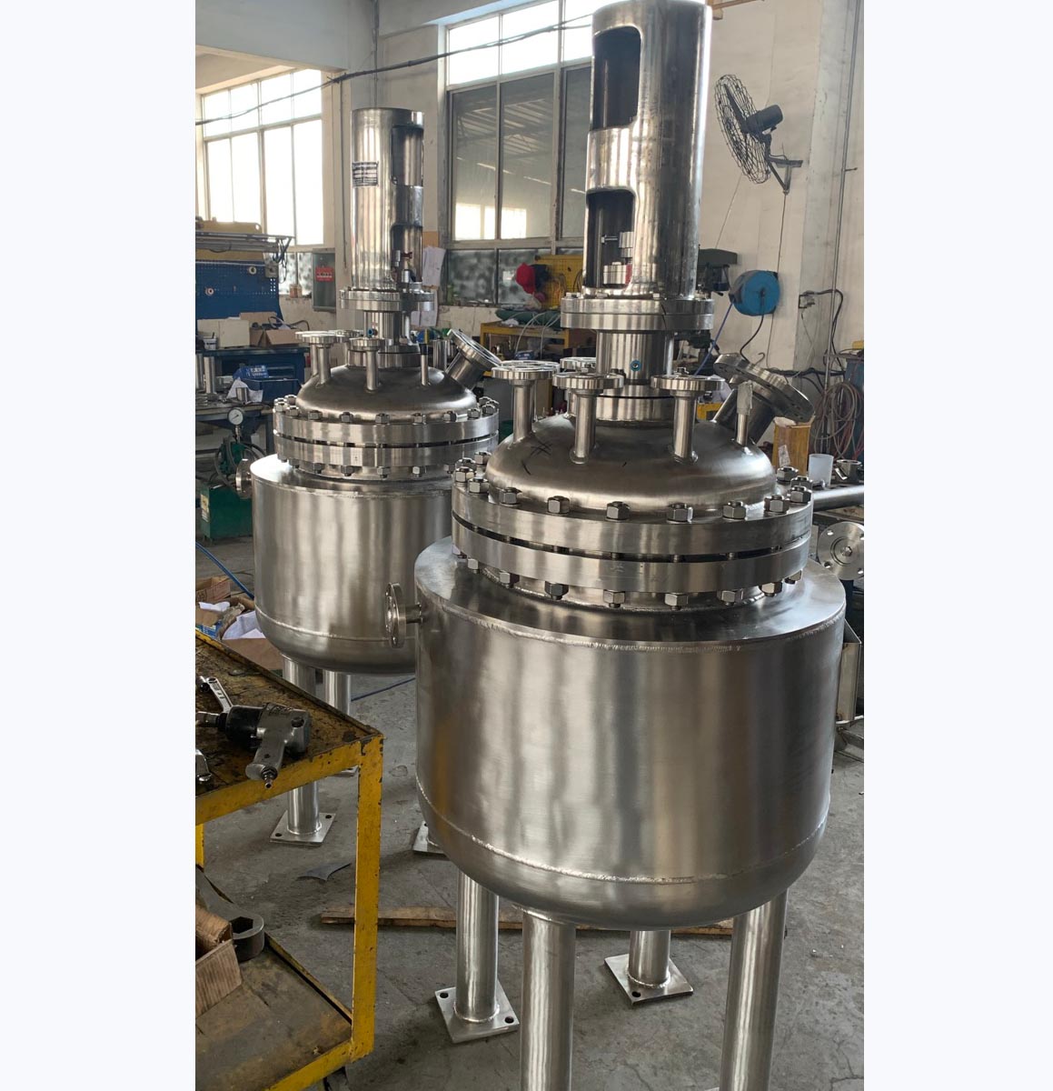 安徽靈達(dá)項目100L反應(yīng)釜2臺.jpg